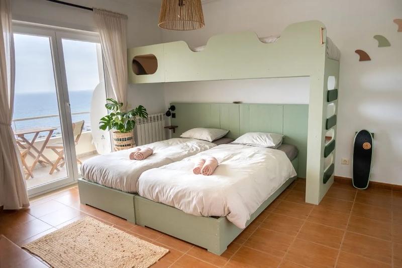 Schlafzimmer für 3 Personen im Familienurlaub Portugal