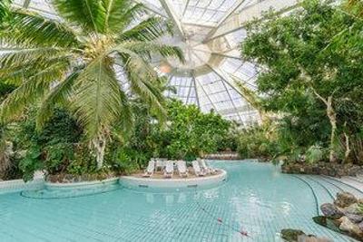 Wasseroase im Center Park Les Bois Frans im Familienurlaub Frankreich