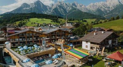 Holzhäuser im Familienurlaub Österreich in den Bergen