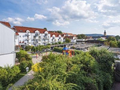 Bäume und Spielplatz im Familienurlaub Bayern